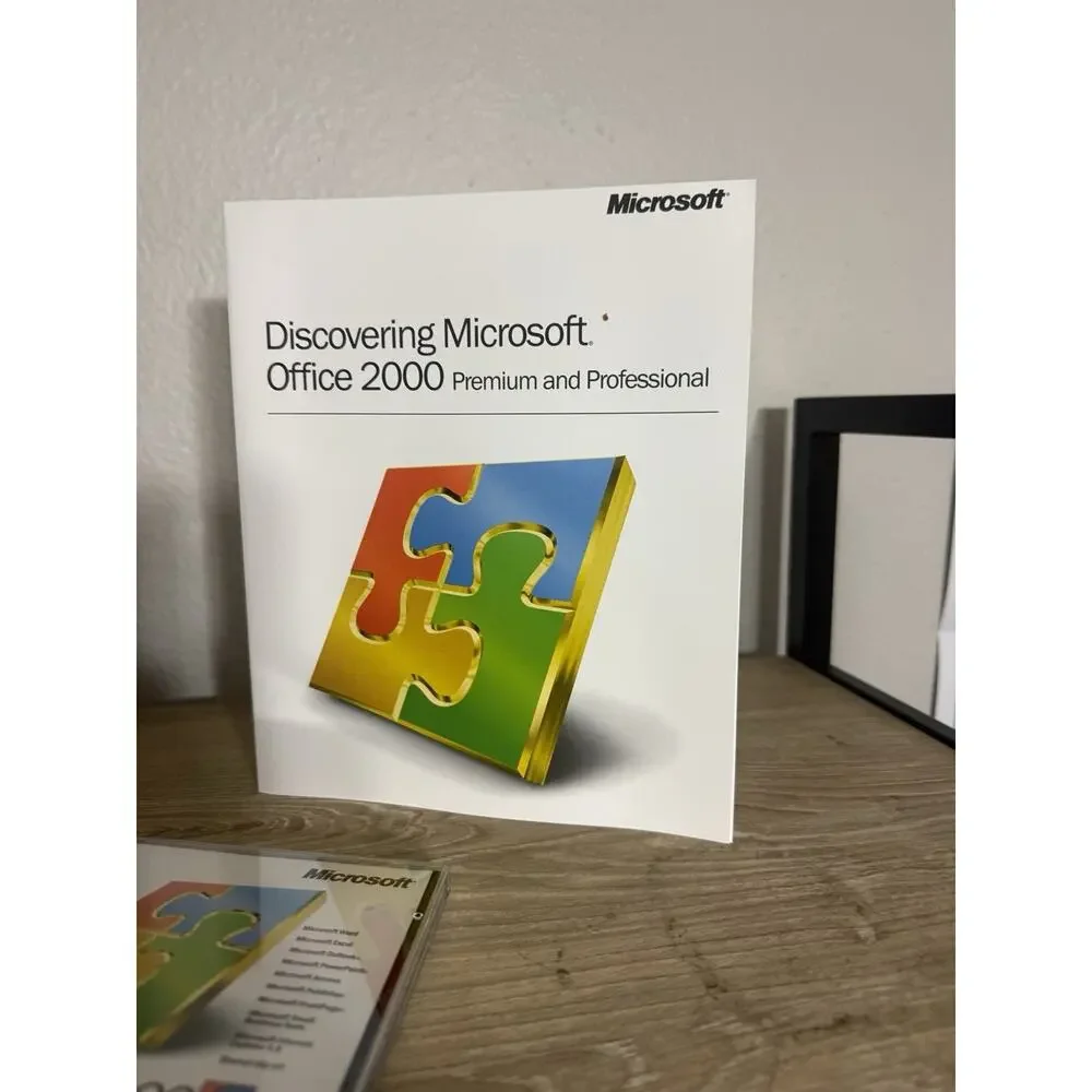 Microsoft Office 2000 Premium, 2 CDs with a product key, Manual